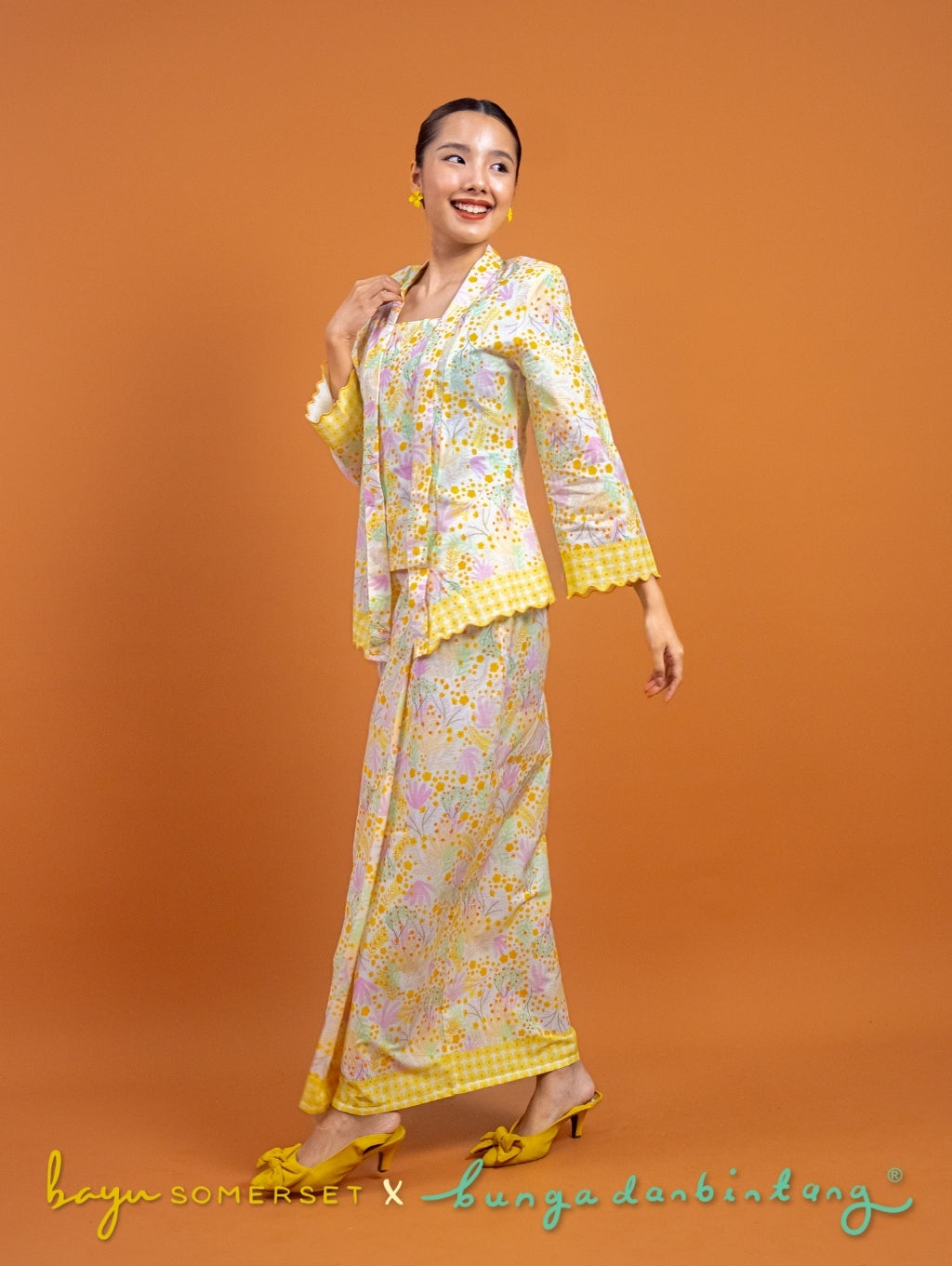 (BS X Bunga dan Bintang) Agnes Kotabaru Kebaya in Murni Orange