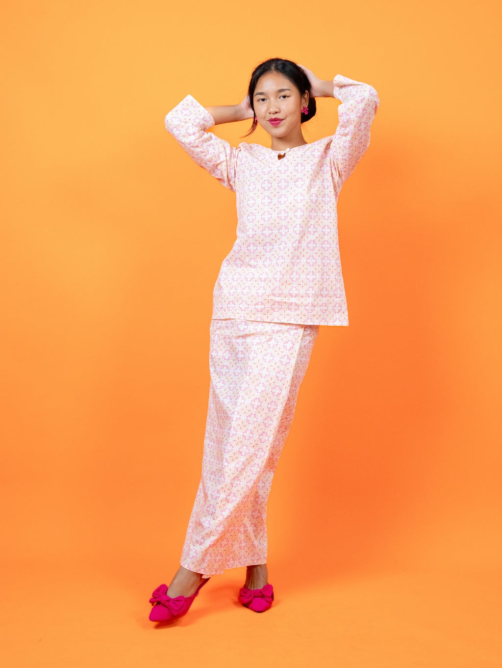 Danecca Kurung