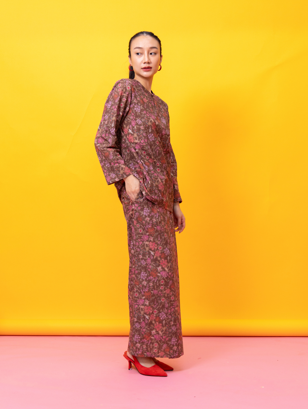 Bernadette Kurung