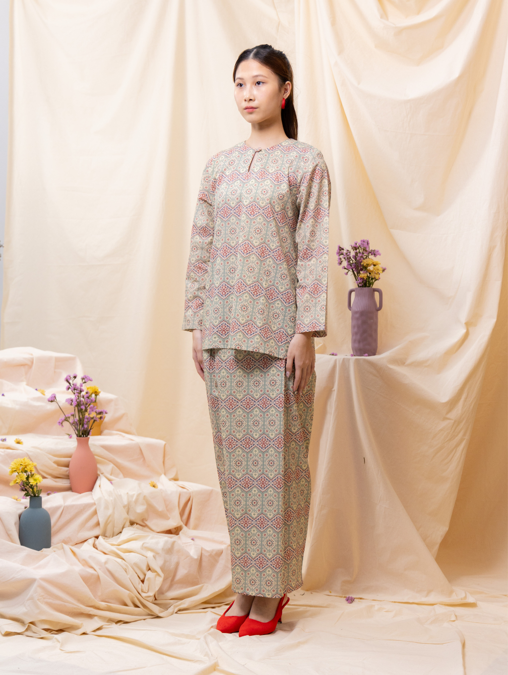 Ceshmer Kurung