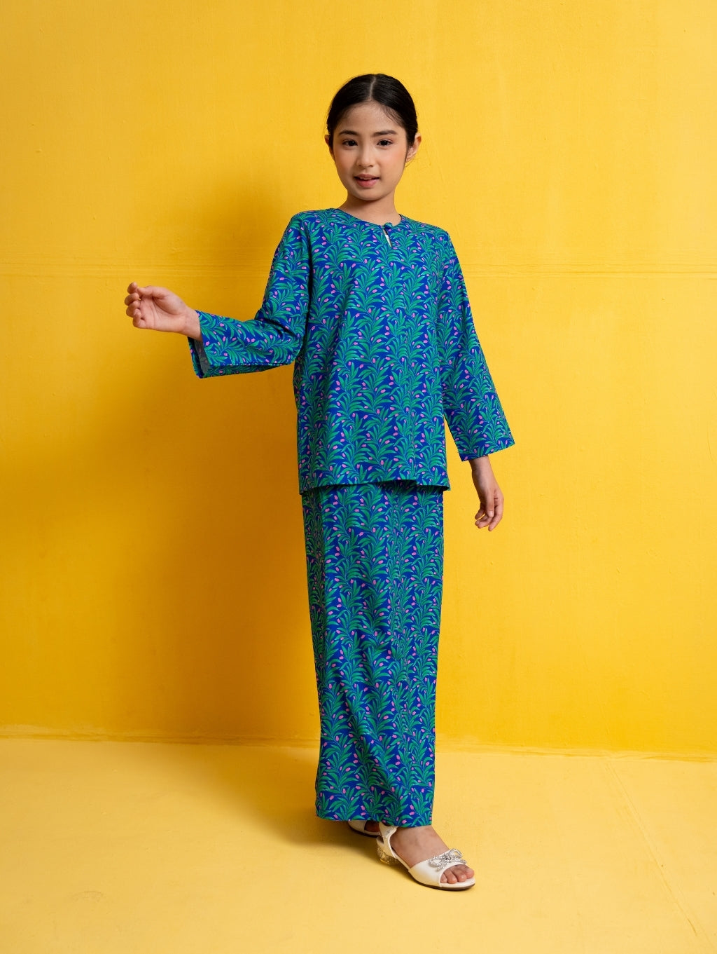 KIDS Indie Kurung