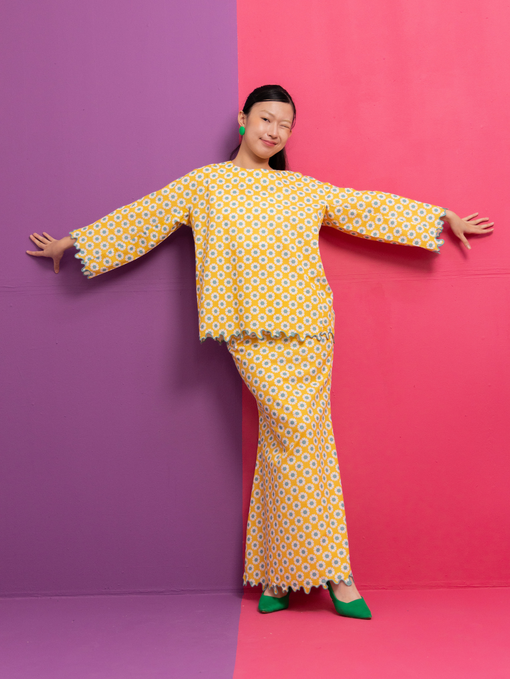 Gina Oversized Kurung - Skye Yellow