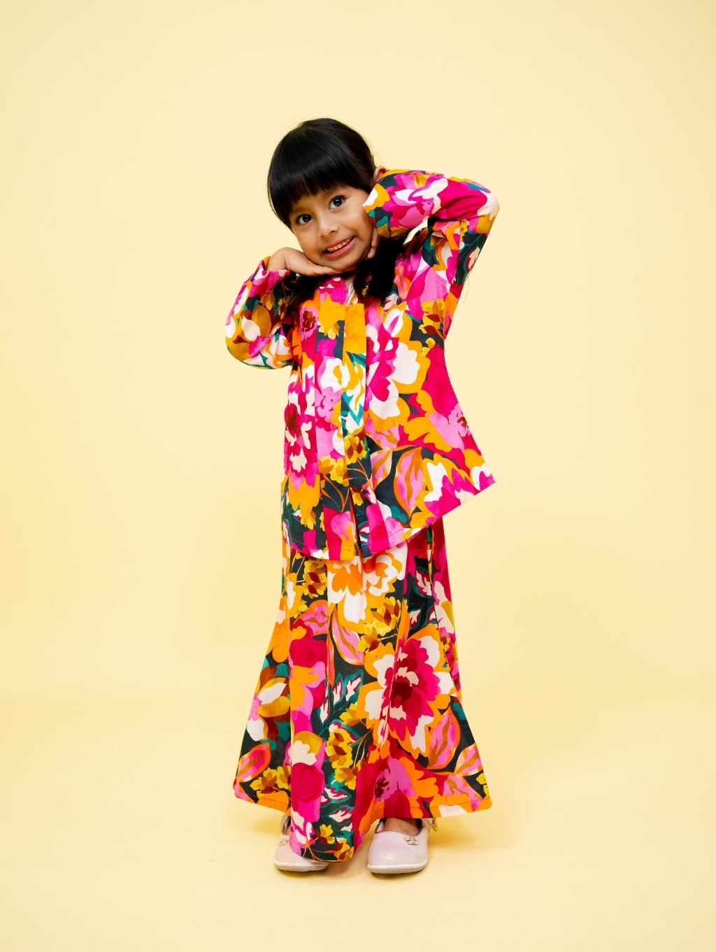 KIDS Orrin Kebaya in Black