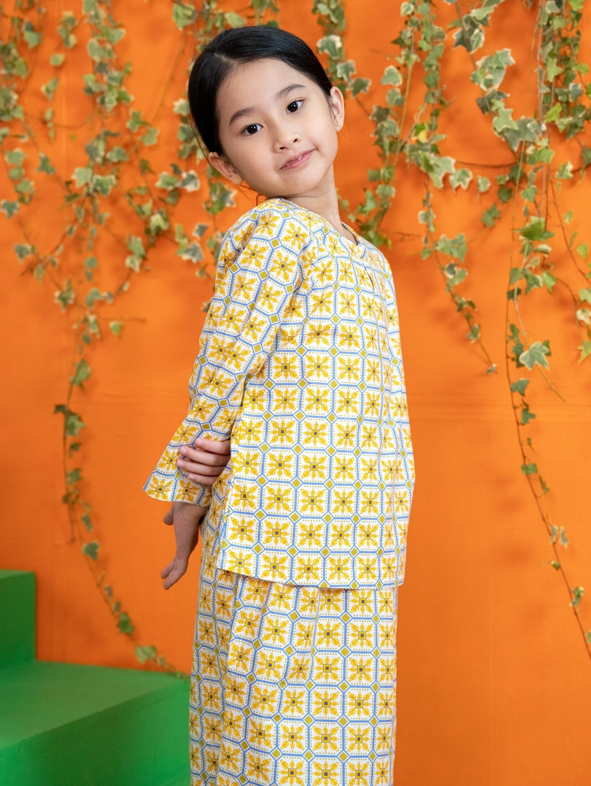 KIDS Madeena Kurung